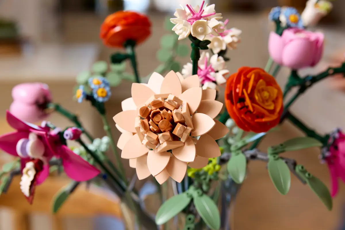 LEGO Botanicals - Bouquet di Fiori Rosa 10342